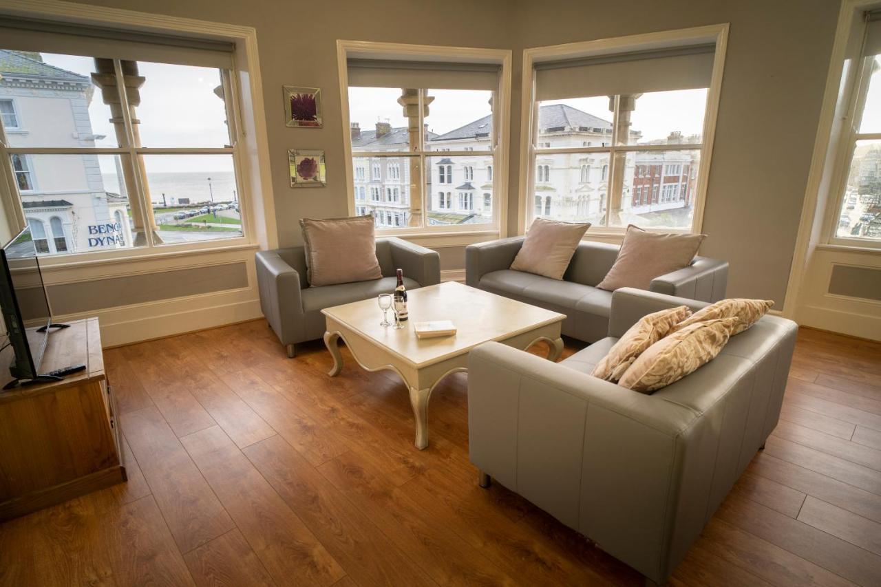 Cornerhouse Apartments Llandudno Exterior photo