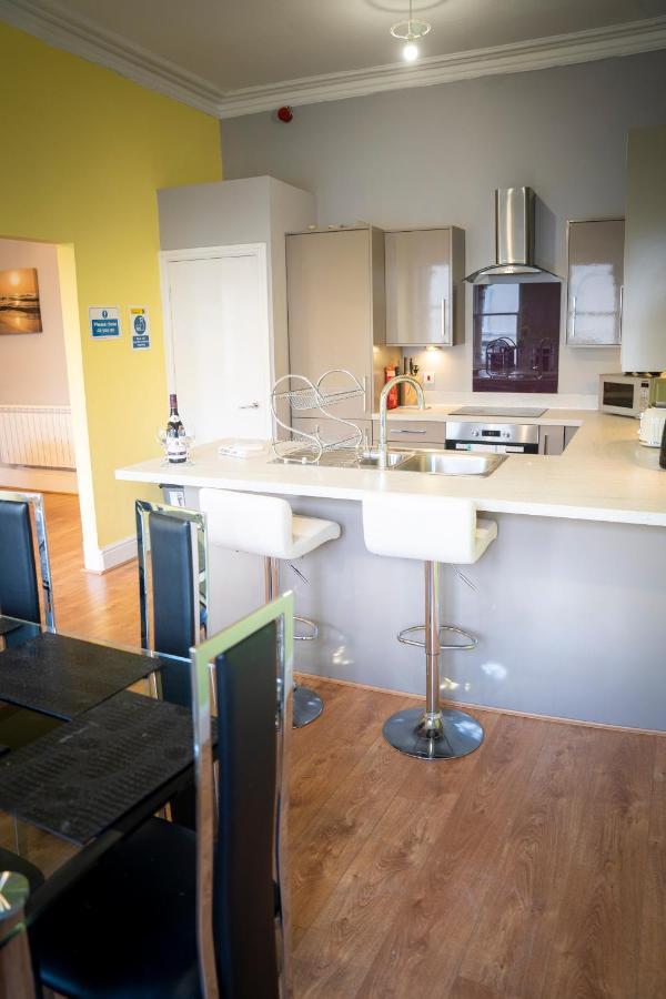 Cornerhouse Apartments Llandudno Exterior photo